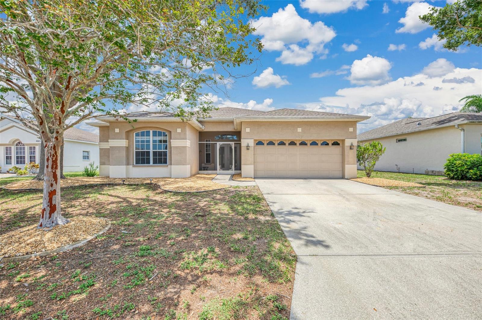 WOODMERE LAKES - Residential