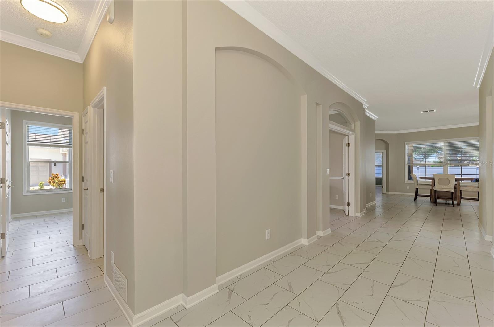 WOODMERE LAKES - Residential