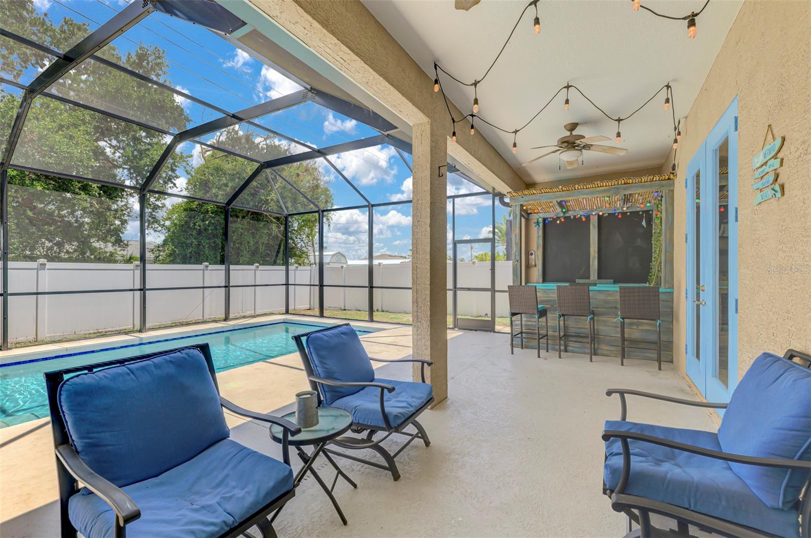 WOODMERE LAKES - Residential