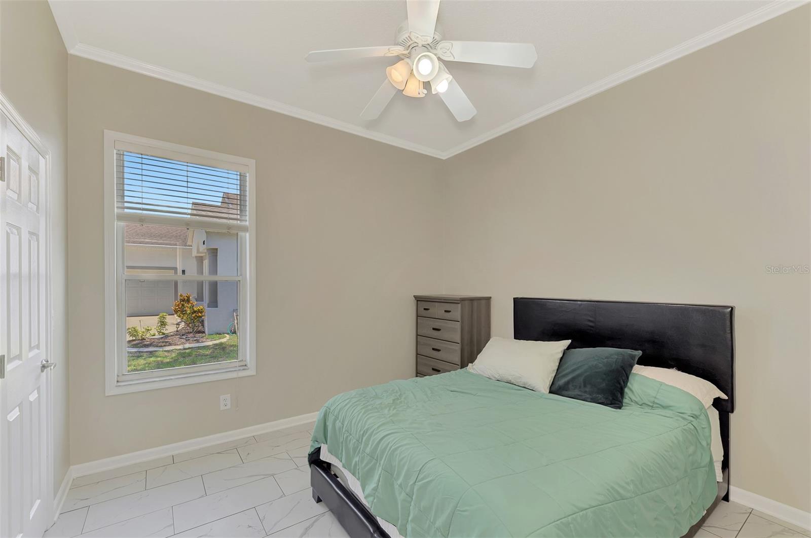 WOODMERE LAKES - Residential