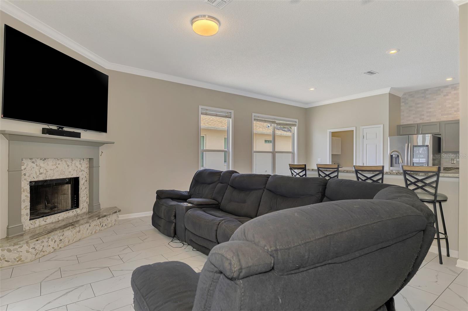 WOODMERE LAKES - Residential