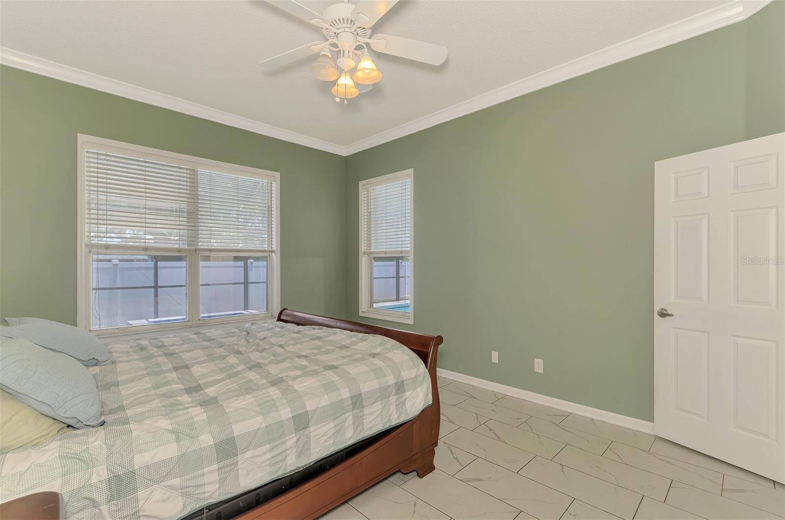 WOODMERE LAKES - Residential
