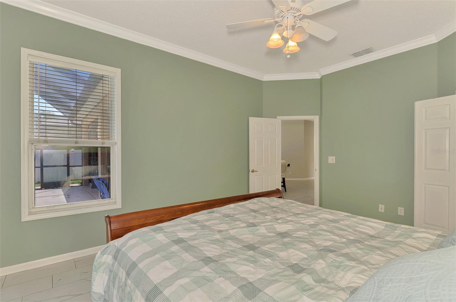 WOODMERE LAKES - Residential