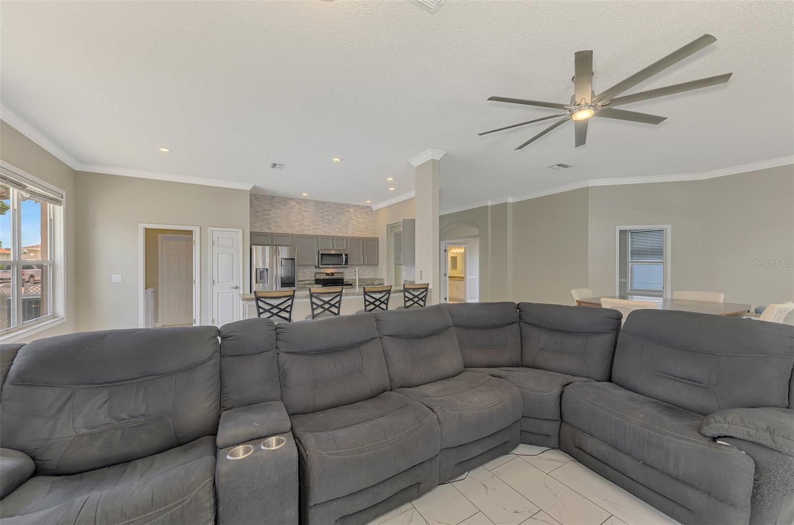 WOODMERE LAKES - Residential