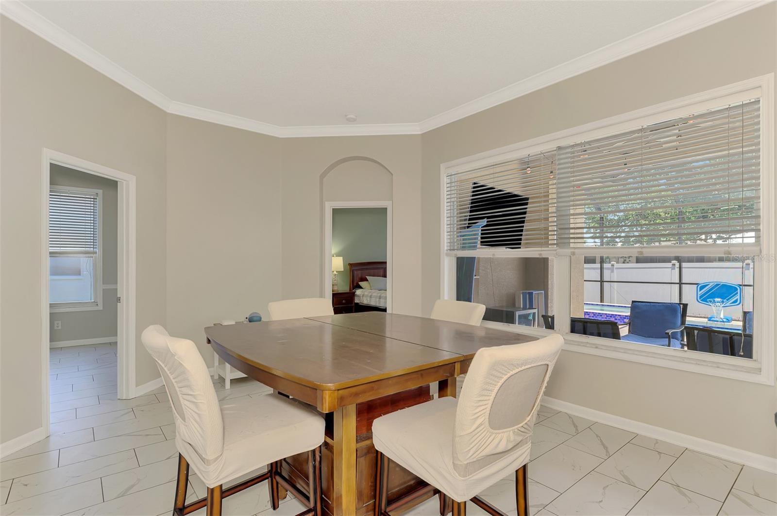 WOODMERE LAKES - Residential