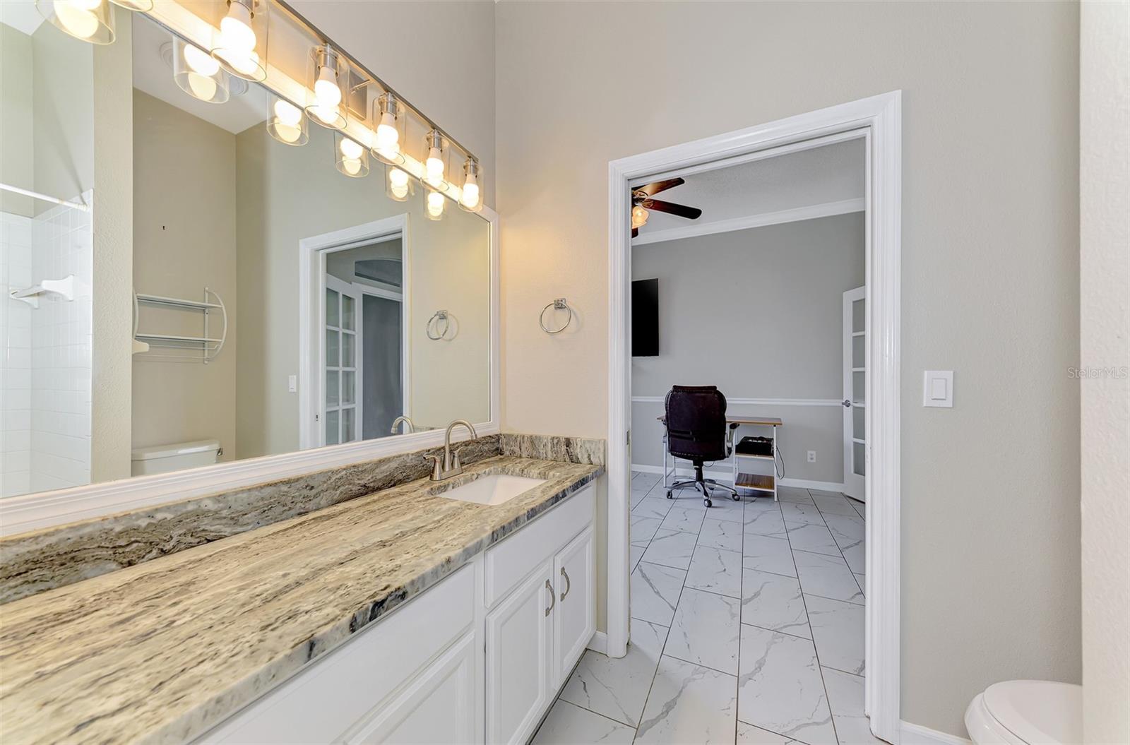WOODMERE LAKES - Residential