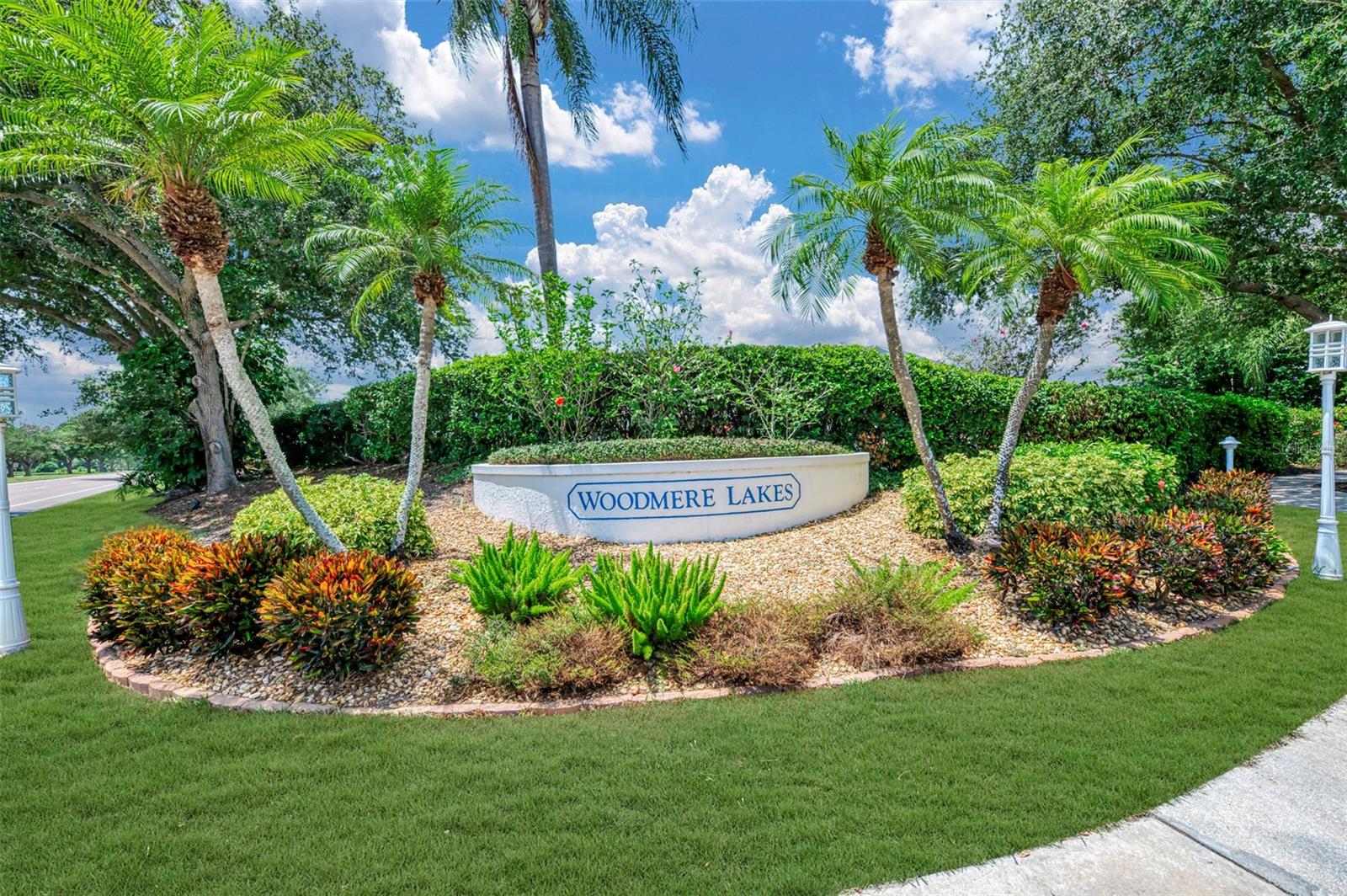 WOODMERE LAKES - Residential
