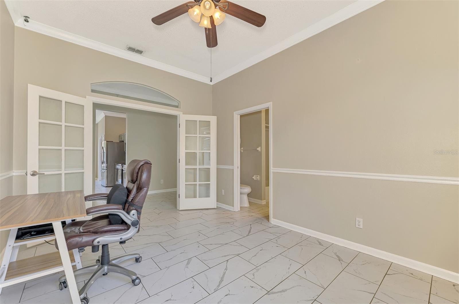WOODMERE LAKES - Residential