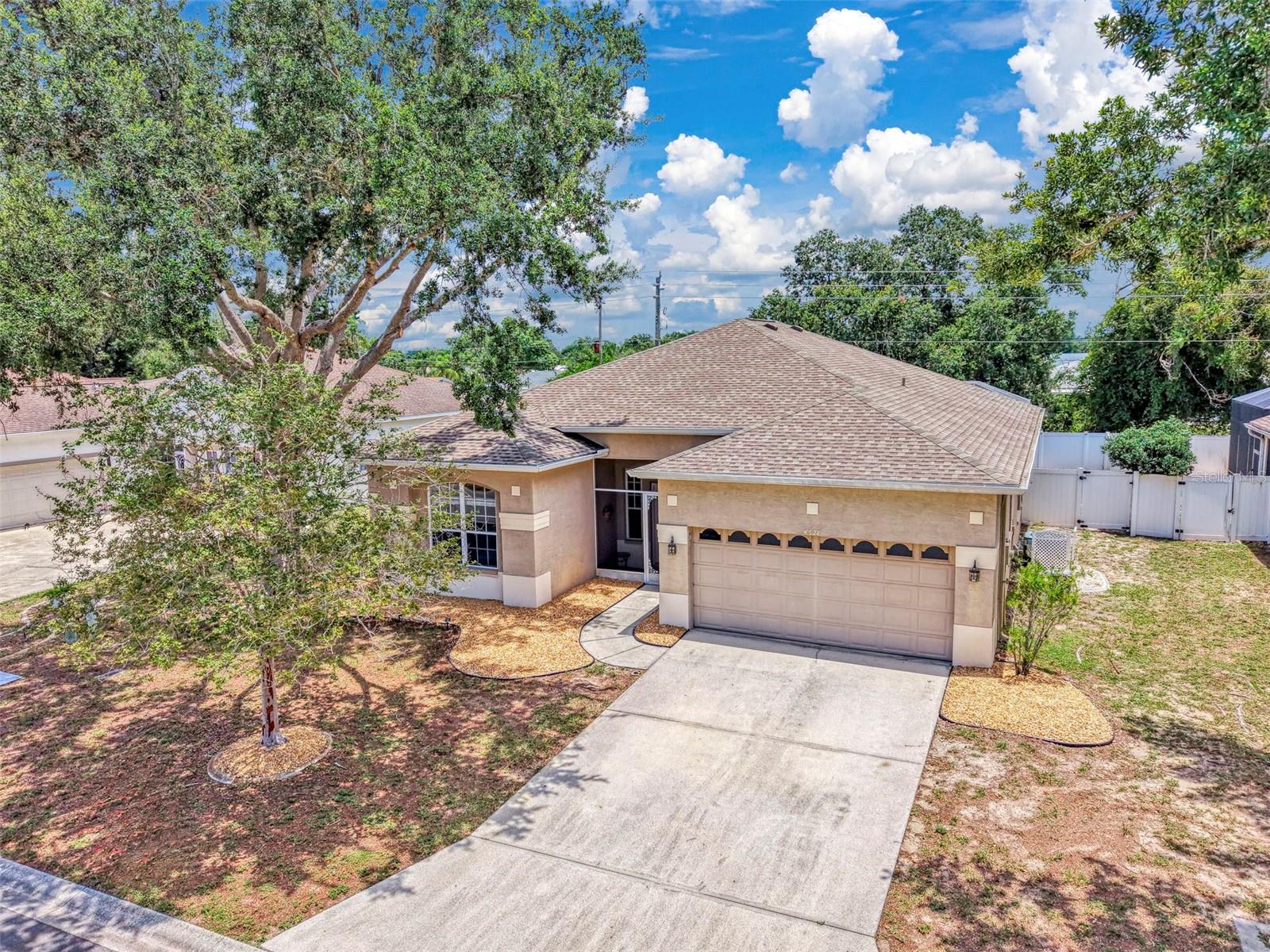 WOODMERE LAKES - Residential