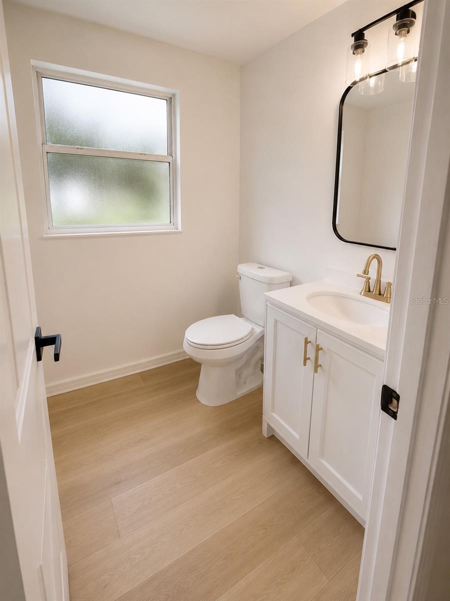 SOUTH PINECREST 1ST ADD - Residential Lease