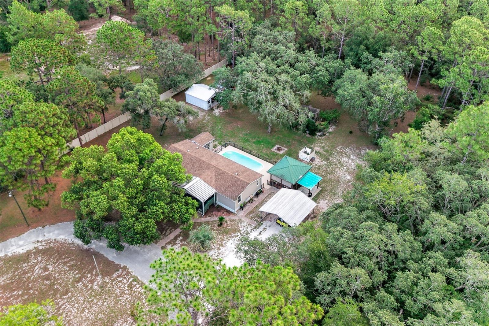 LEISURE HILLS - Residential