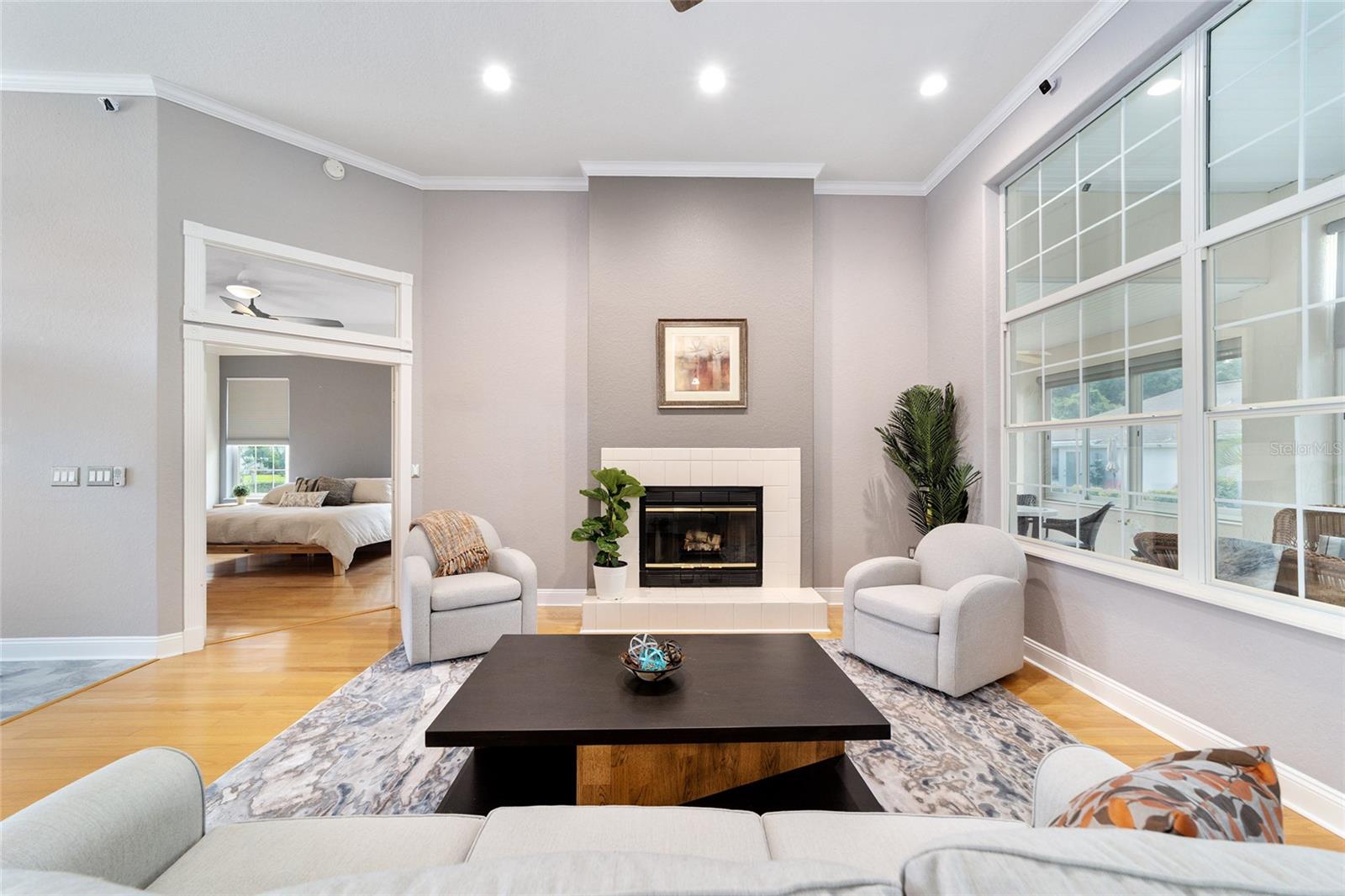 OAK RUN FAIRWAY OAKS - Residential