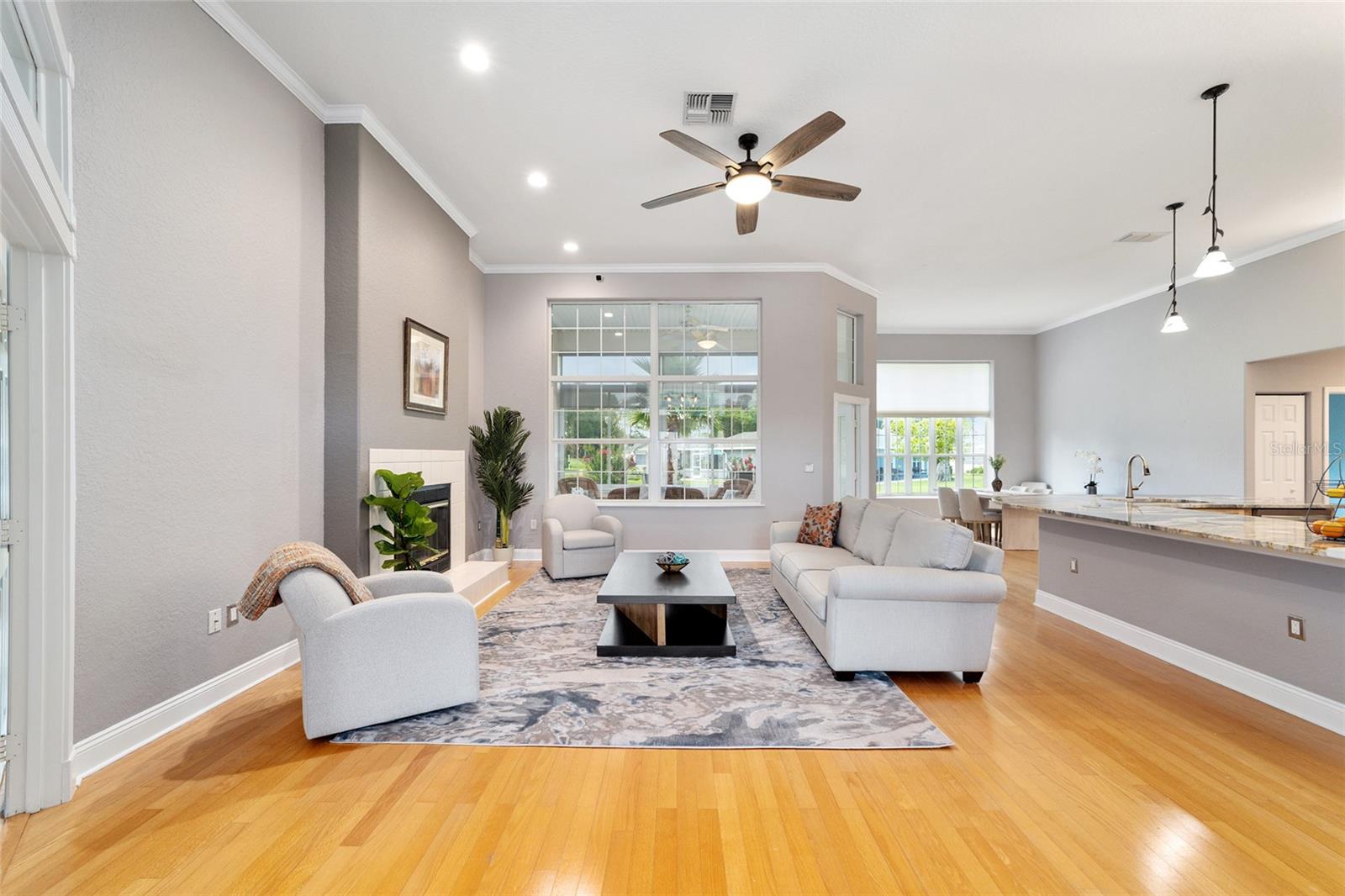 OAK RUN FAIRWAY OAKS - Residential