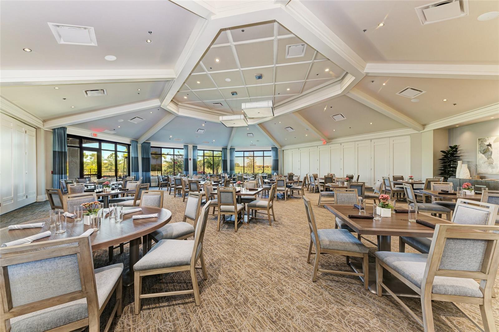 TERRACE IV AT LAKEWOOD NATIONAL PH II - Residential
