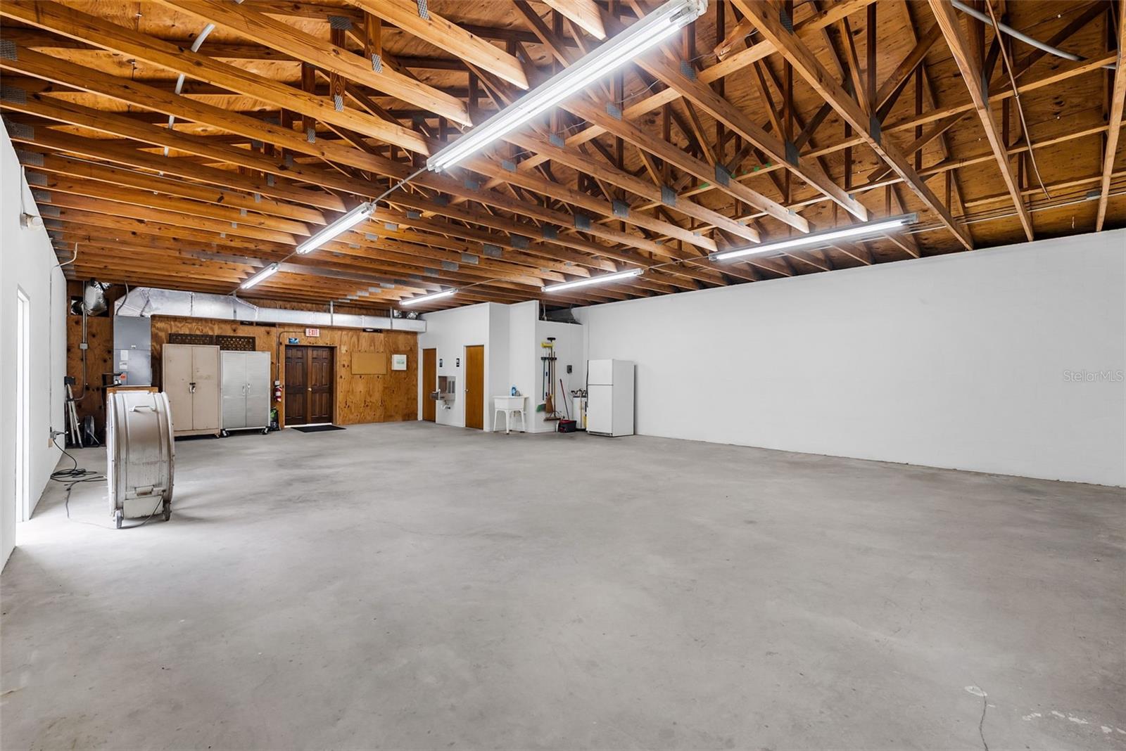 MAXWELL SUPPLY CO SUB - Commercial Sale