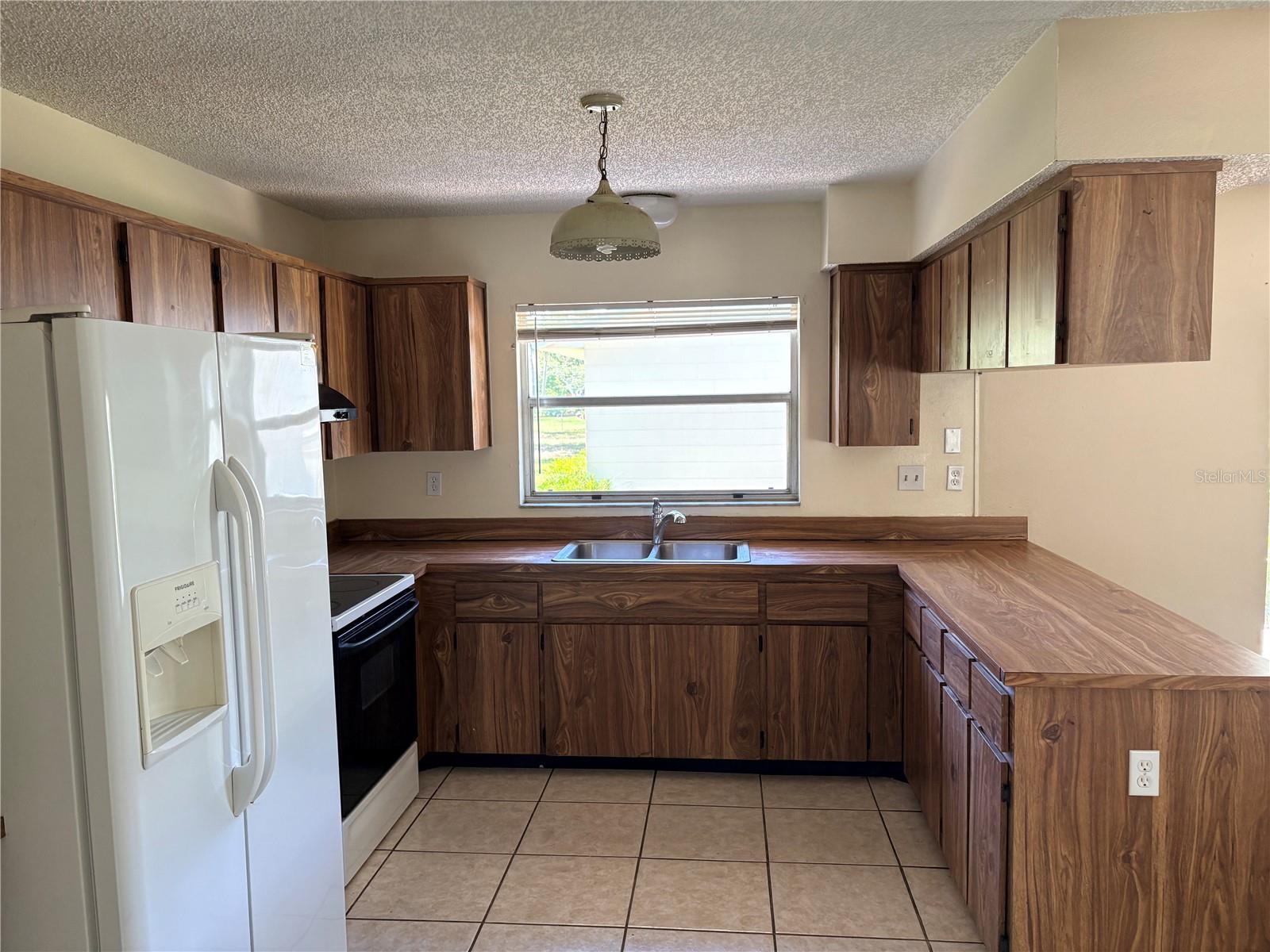 WOODWARD VILLAGE - Residential
