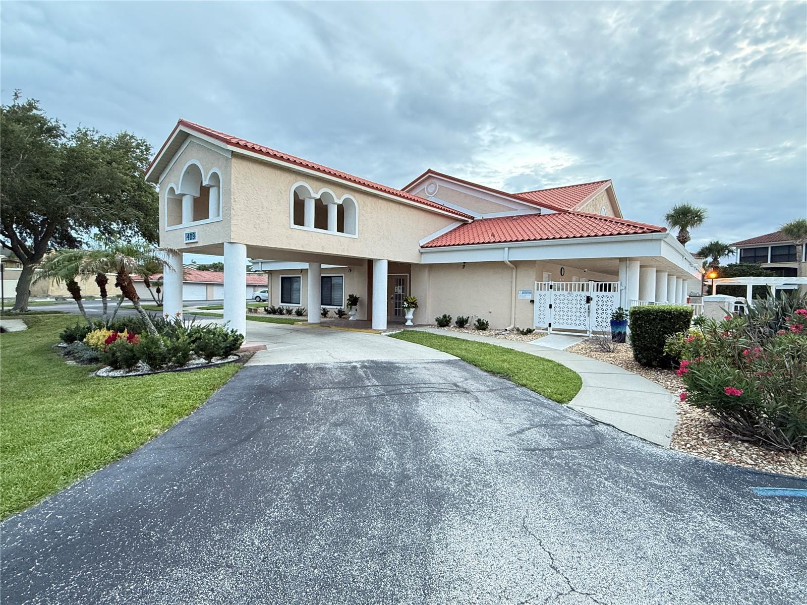 BOUCHELLE ISLAND CONDO - Residential