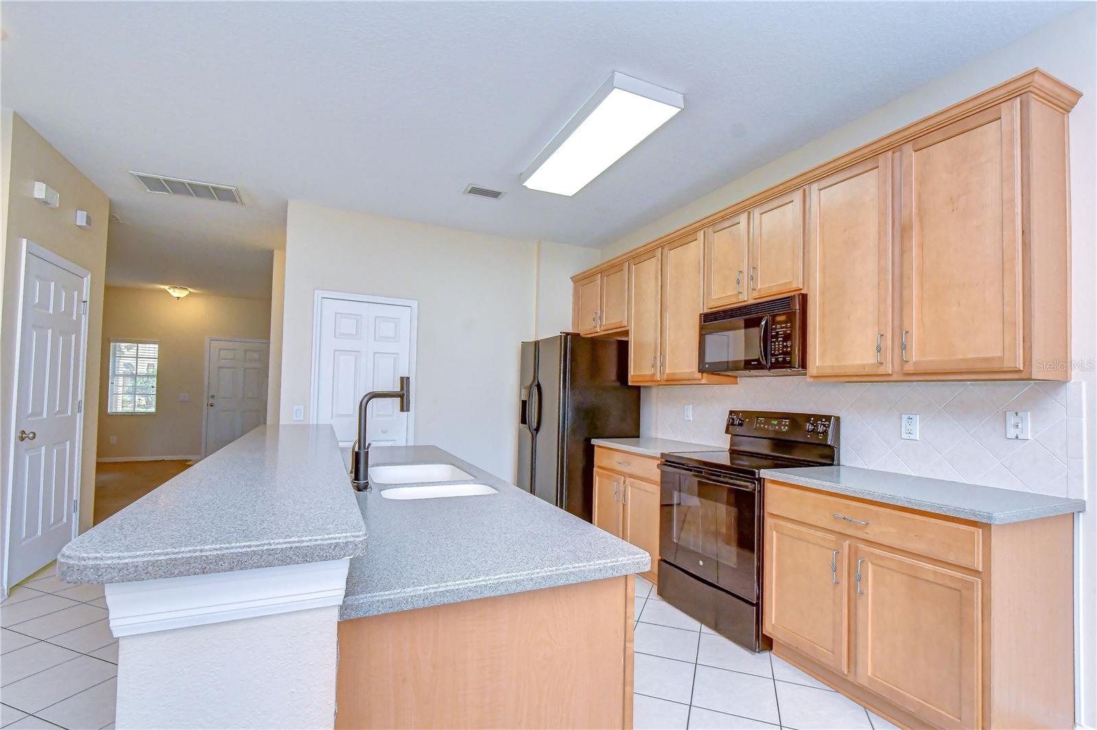 BALLANTRAE VILLAGE 01 - Residential Lease