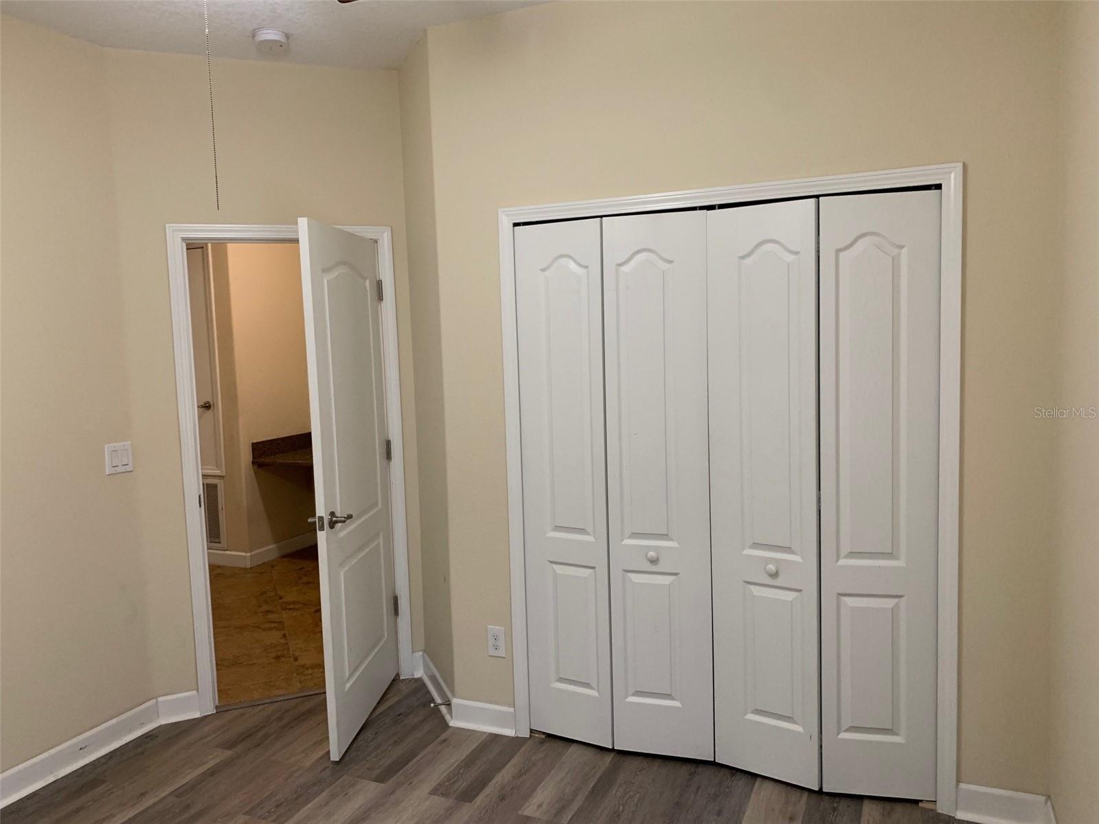 K-BAR RANCH PRCL Q PH 1 - Residential Lease