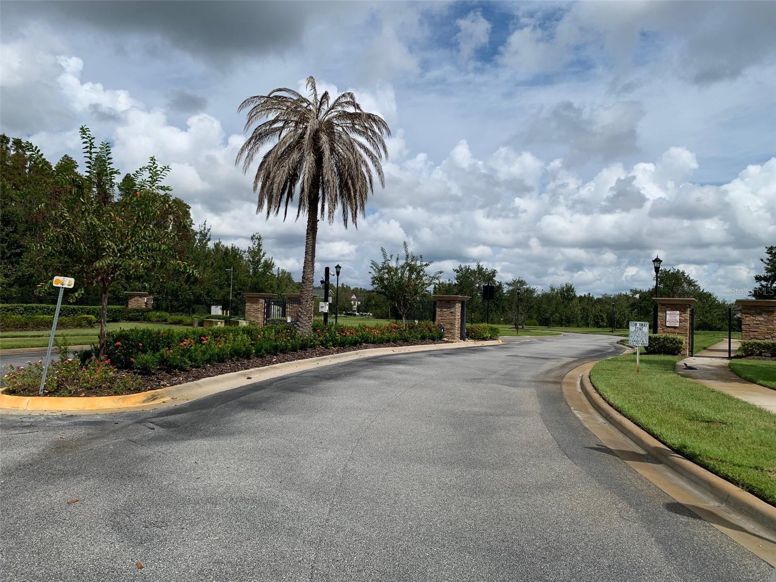 K-BAR RANCH PRCL Q PH 1 - Residential Lease