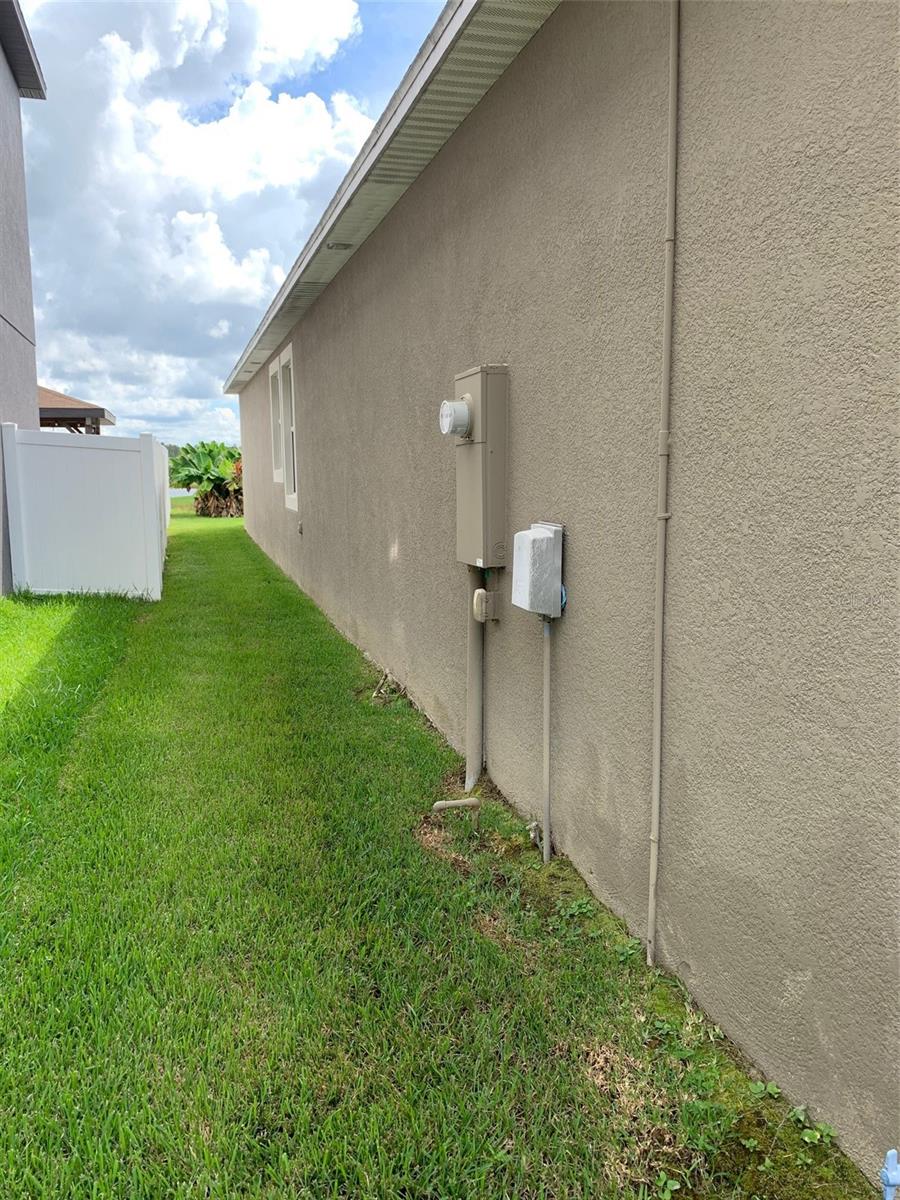 K-BAR RANCH PRCL Q PH 1 - Residential Lease
