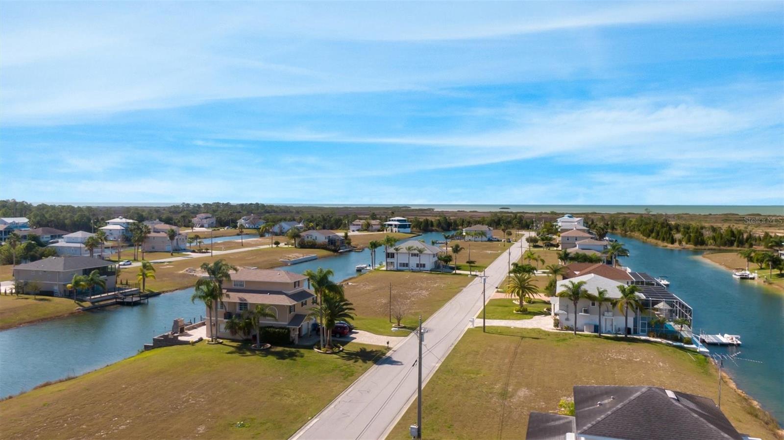 HERNANDO BEACH - Land