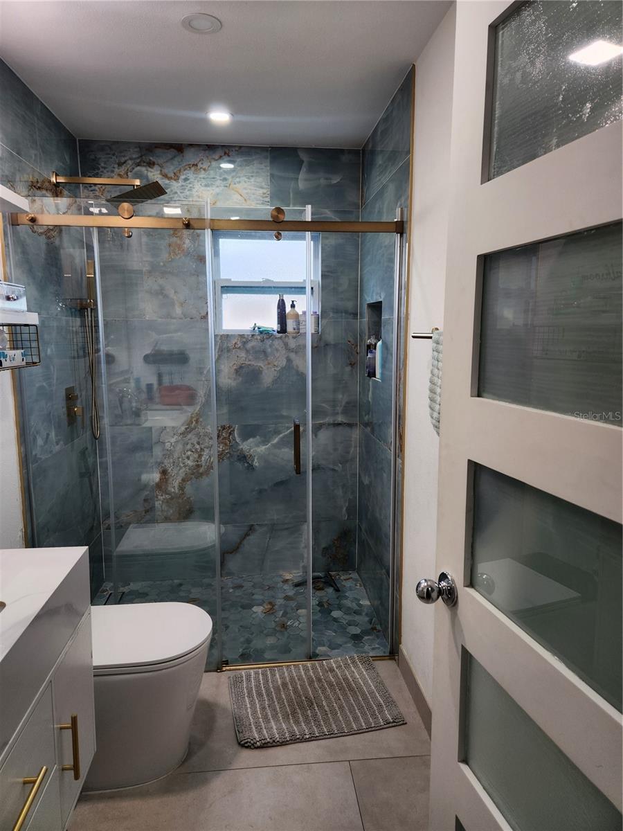 NEPTUNE SHORES 3 - Residential