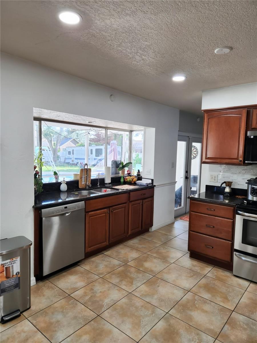 NEPTUNE SHORES 3 - Residential