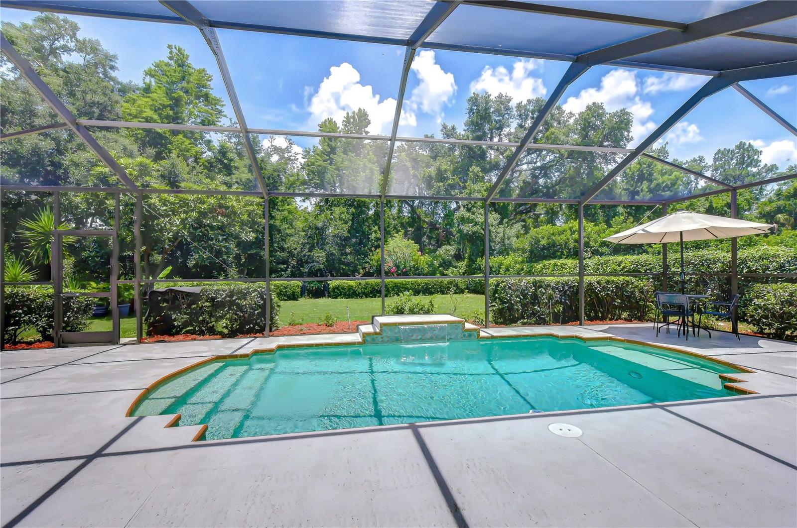 RIVER HILLS COUNTRY CLUB - Residential