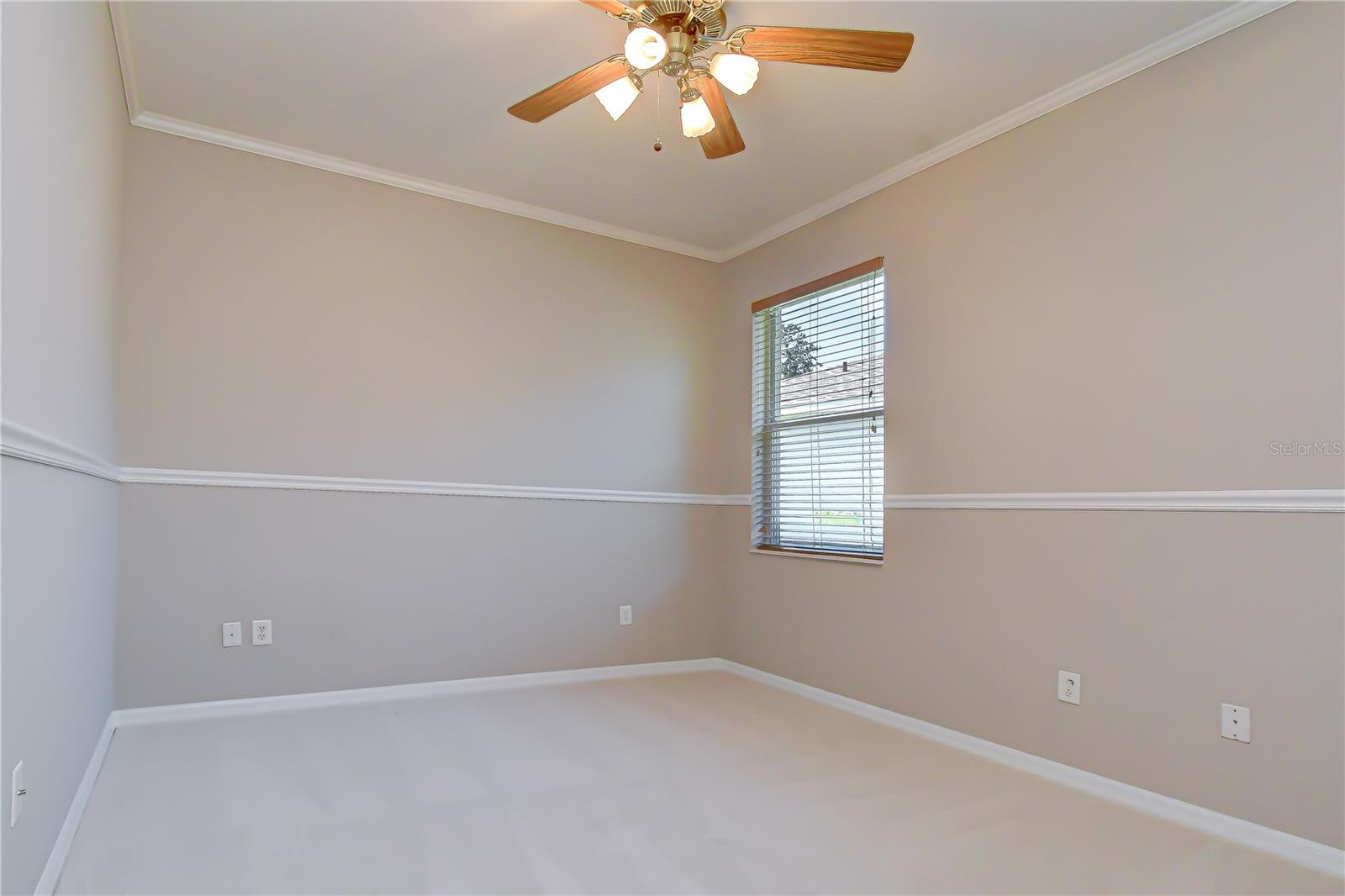 RIVER HILLS COUNTRY CLUB - Residential