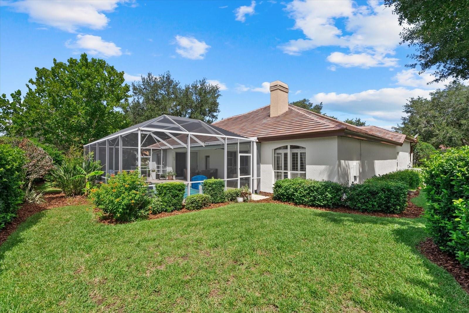 HUNTERS GREEN - OSPREY POINTE - Residential