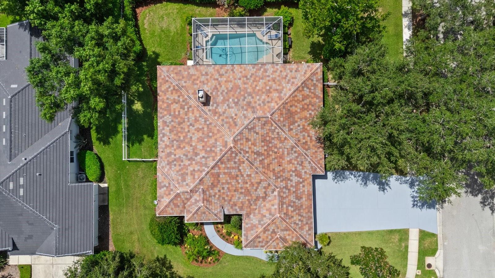 HUNTERS GREEN - OSPREY POINTE - Residential