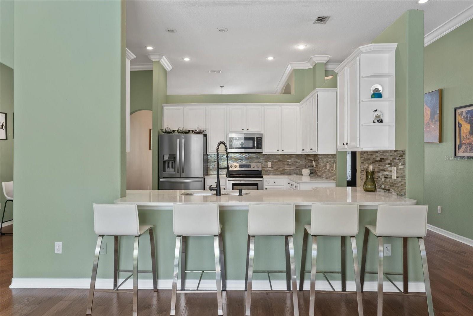 HUNTERS GREEN - OSPREY POINTE - Residential