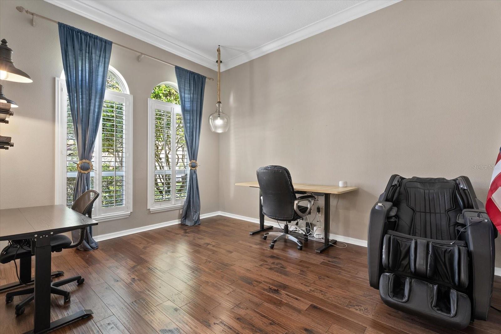 HUNTERS GREEN - OSPREY POINTE - Residential