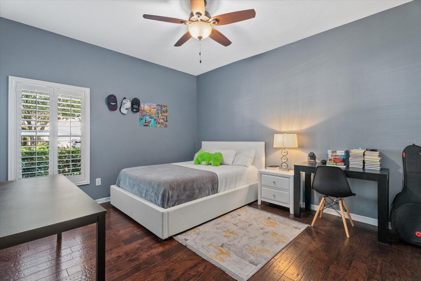 HUNTERS GREEN - OSPREY POINTE - Residential