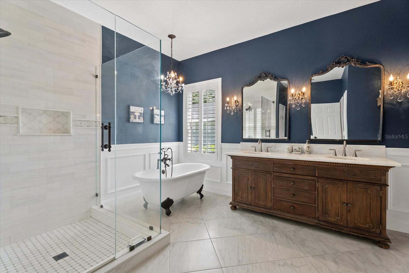 HUNTERS GREEN - OSPREY POINTE - Residential