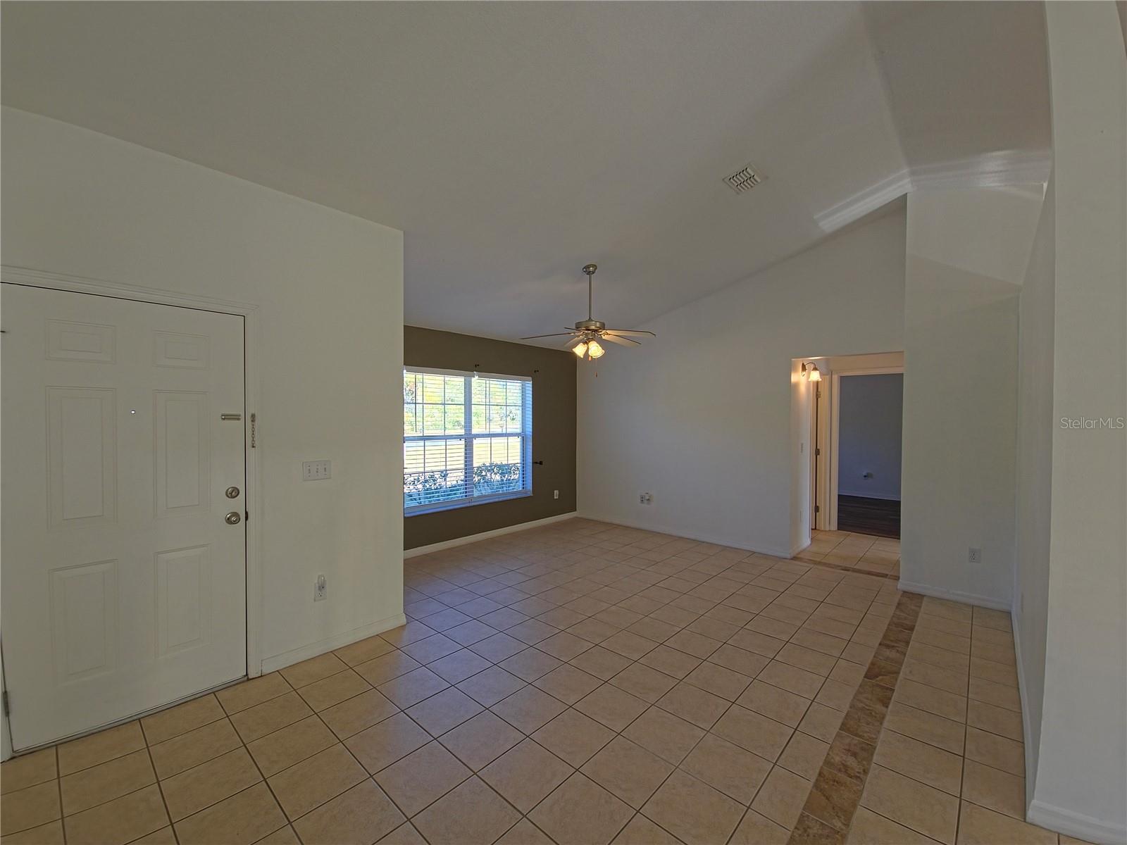 MARION OAKS UN 07 - Residential