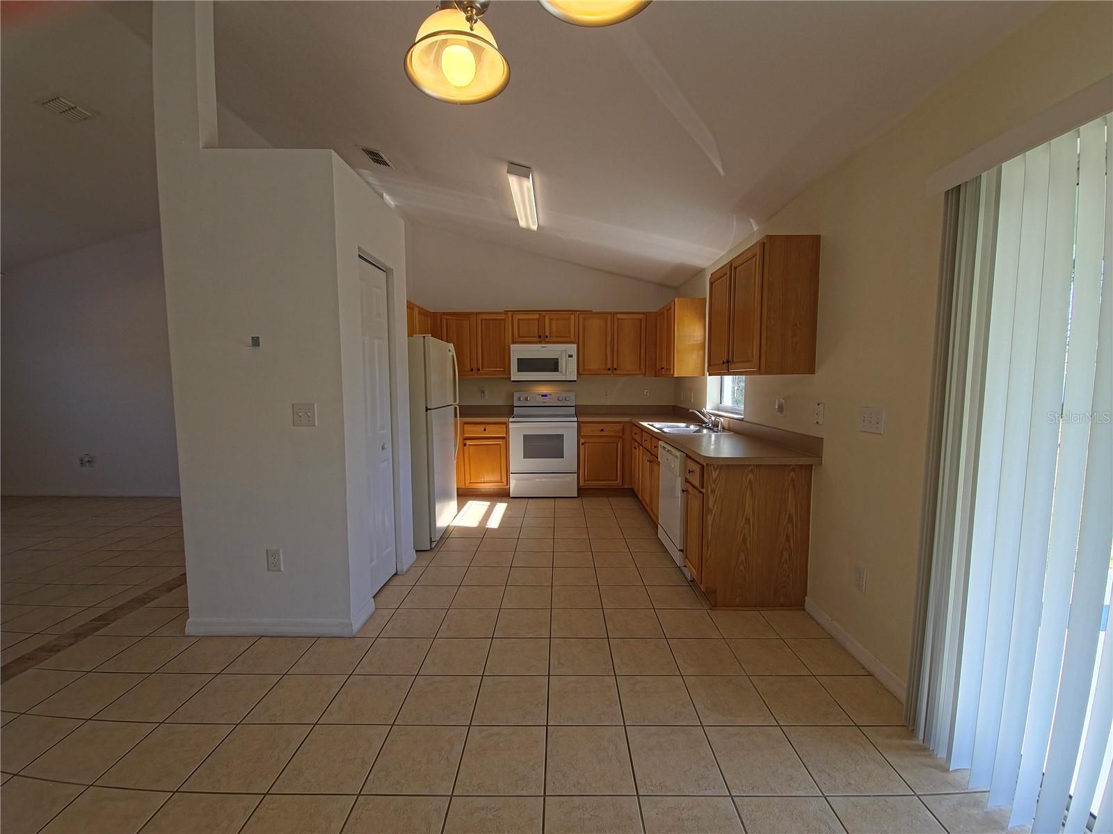 MARION OAKS UN 07 - Residential
