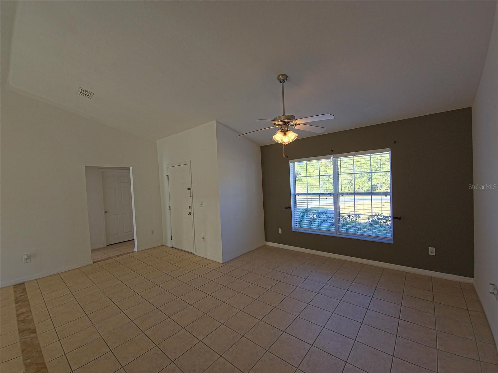 MARION OAKS UN 07 - Residential