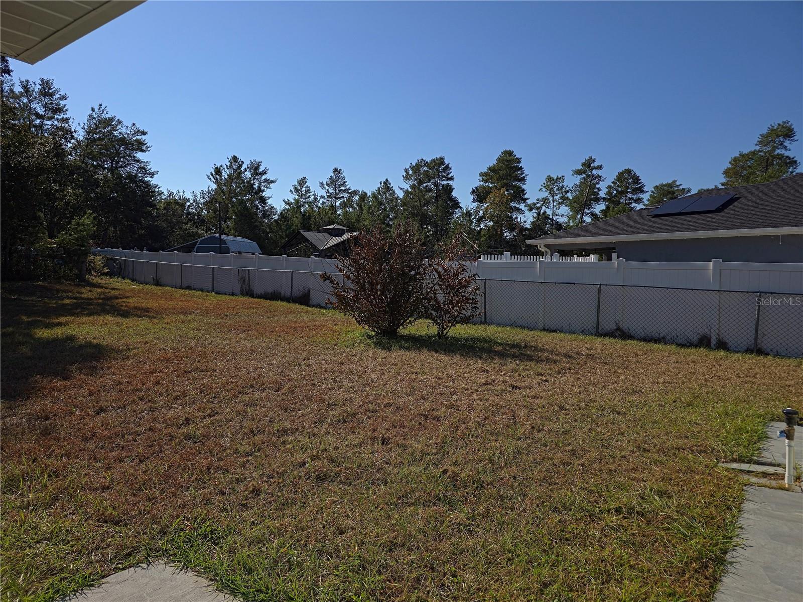 MARION OAKS UN 07 - Residential