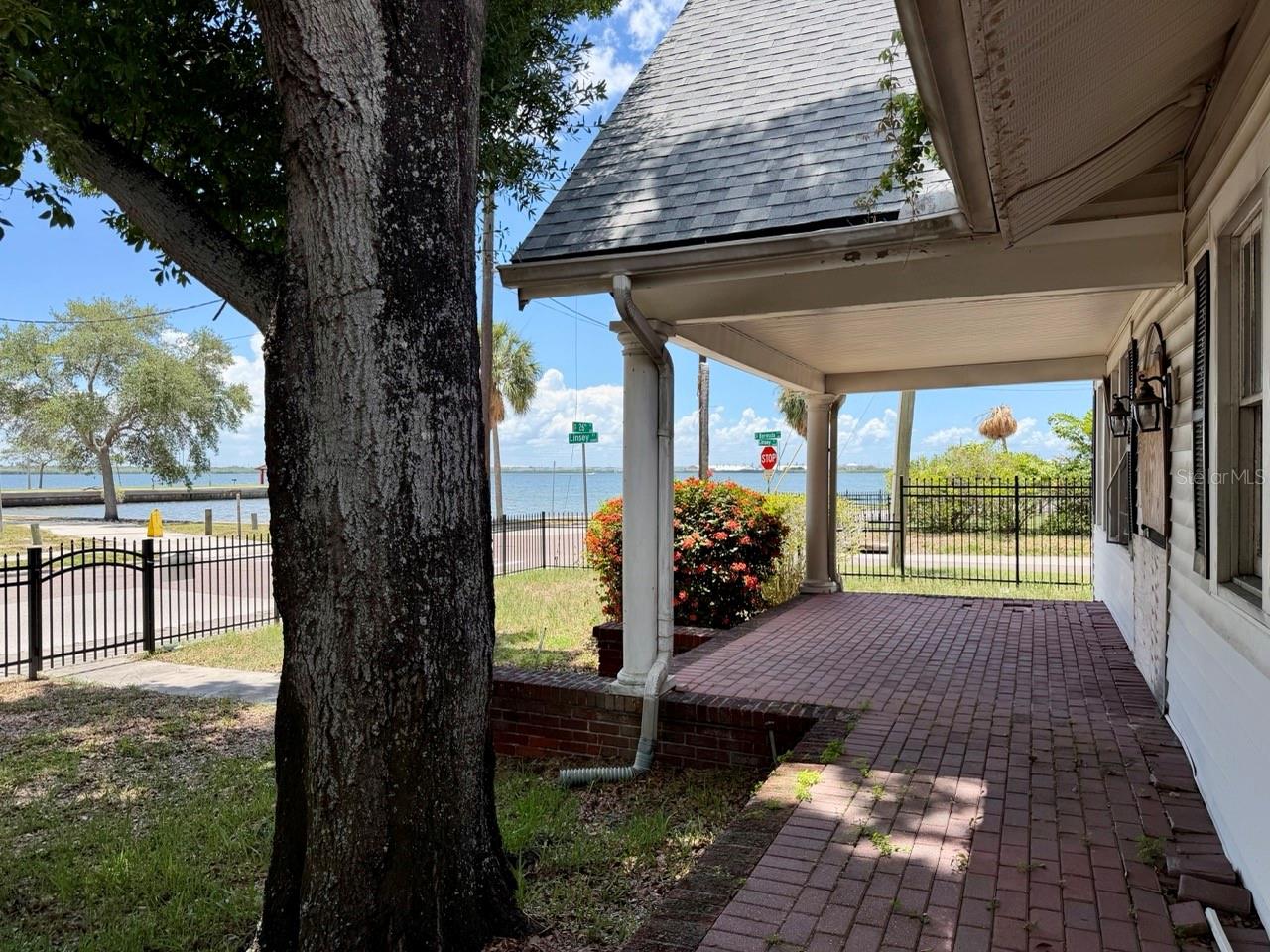 EAST TAMPA BLOCKS 1 TO 40 - Residential