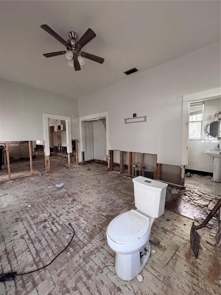 EAST TAMPA BLOCKS 1 TO 40 - Residential