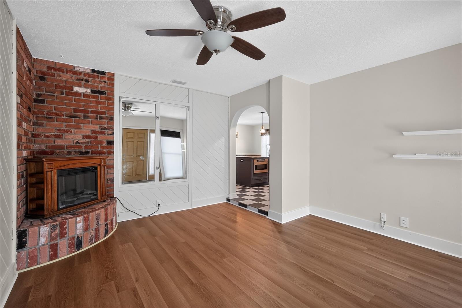 HIGHLAND LAKES - Residential