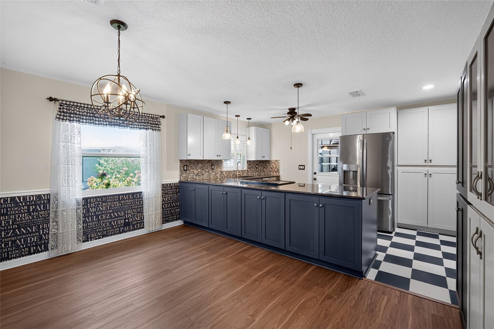 HIGHLAND LAKES - Residential