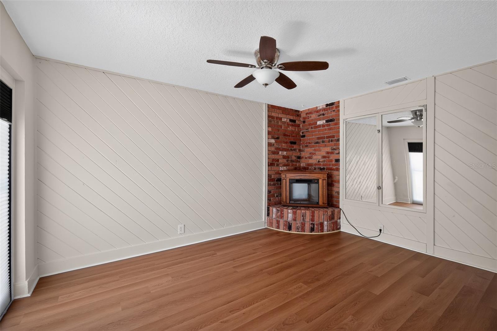 HIGHLAND LAKES - Residential