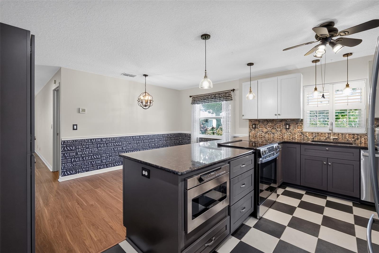 HIGHLAND LAKES - Residential