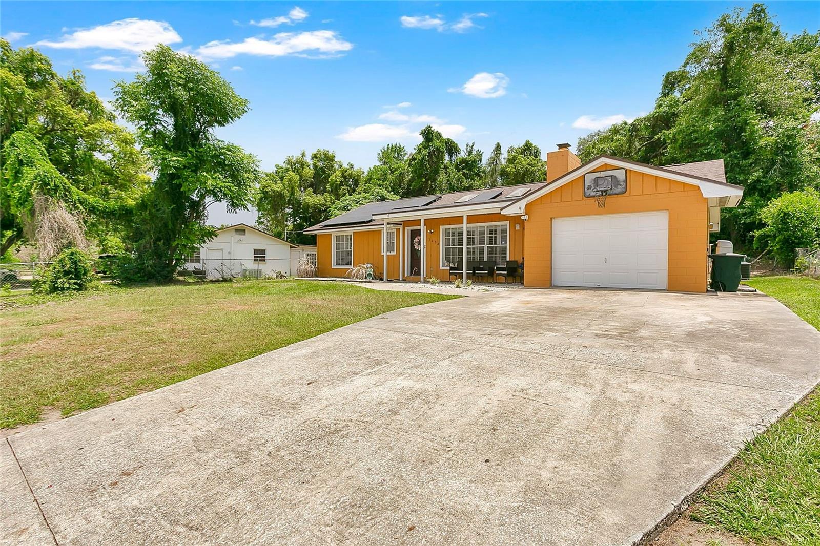 BREEZY HEIGHTS - Residential
