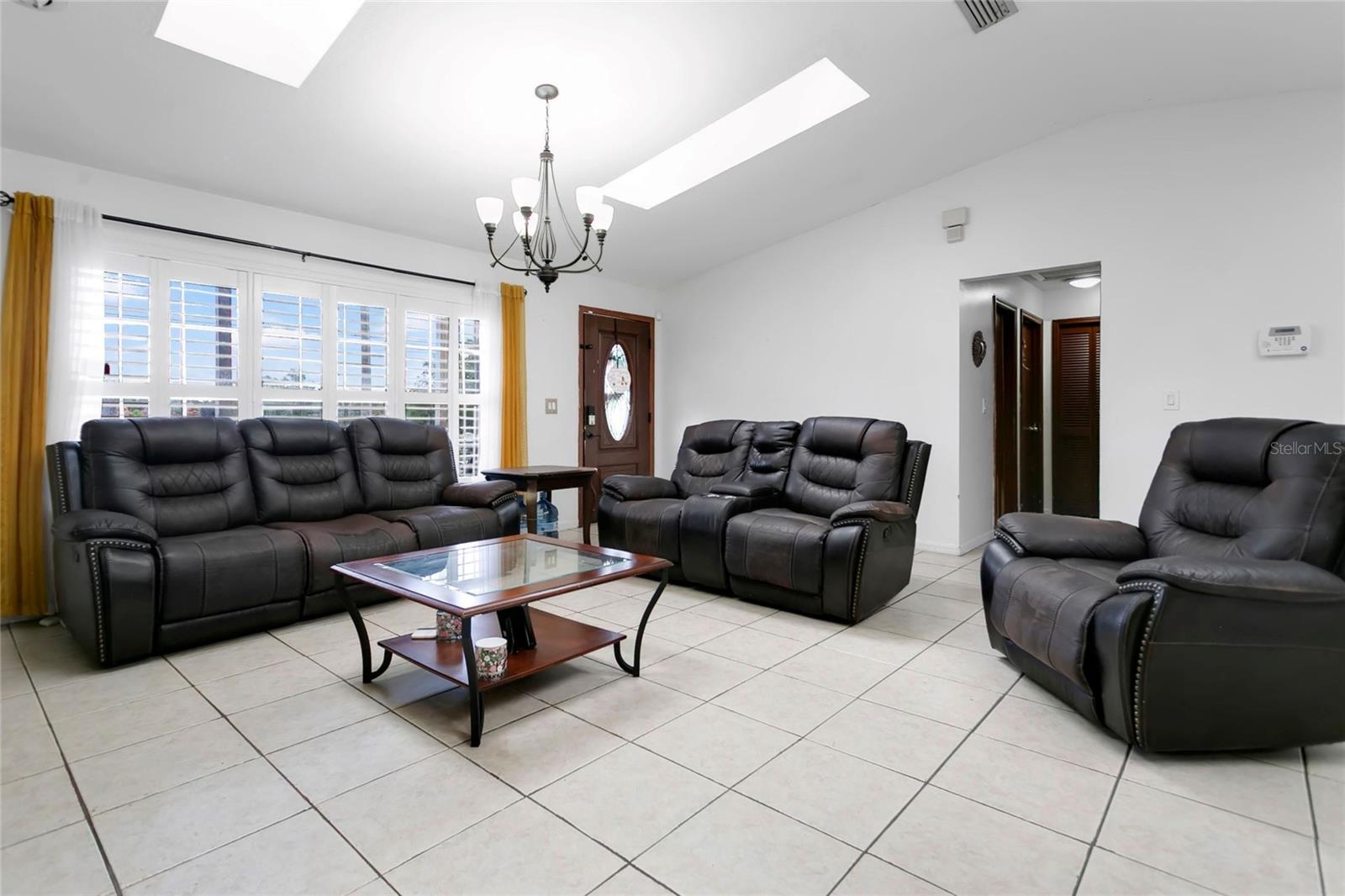 BREEZY HEIGHTS - Residential