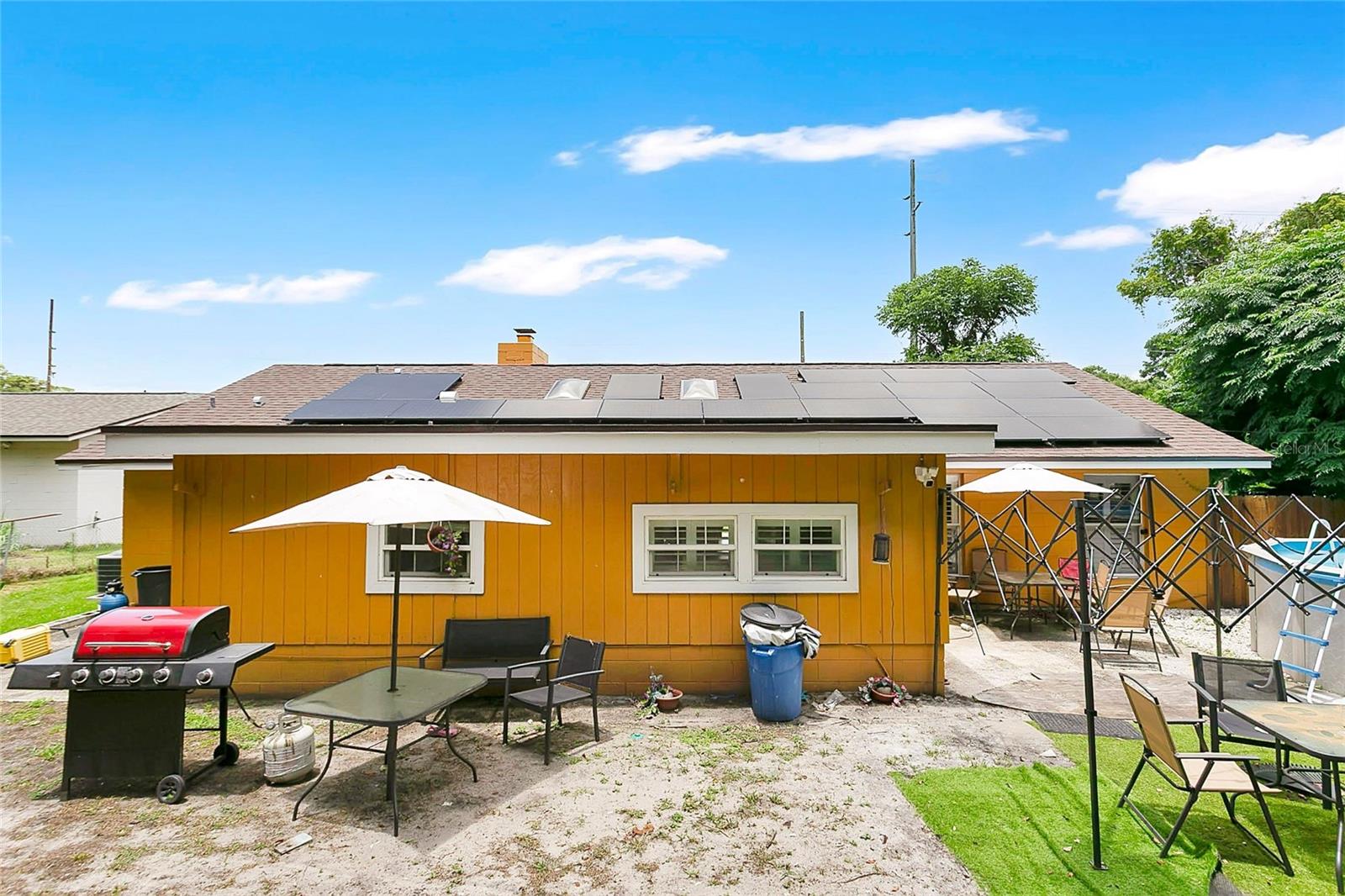 BREEZY HEIGHTS - Residential