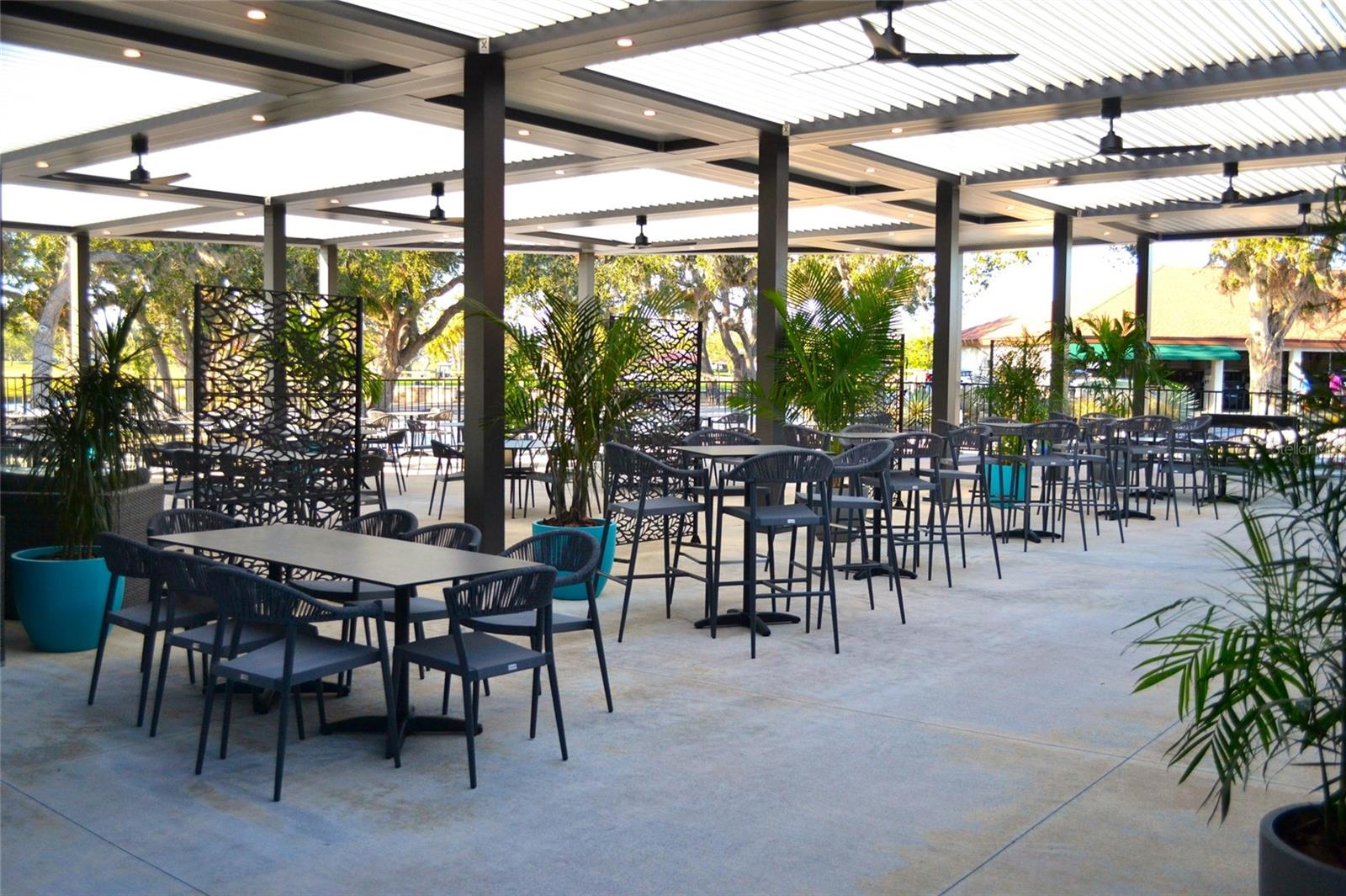 PALM-AIRE AT SARASOTA 7-B - Residential